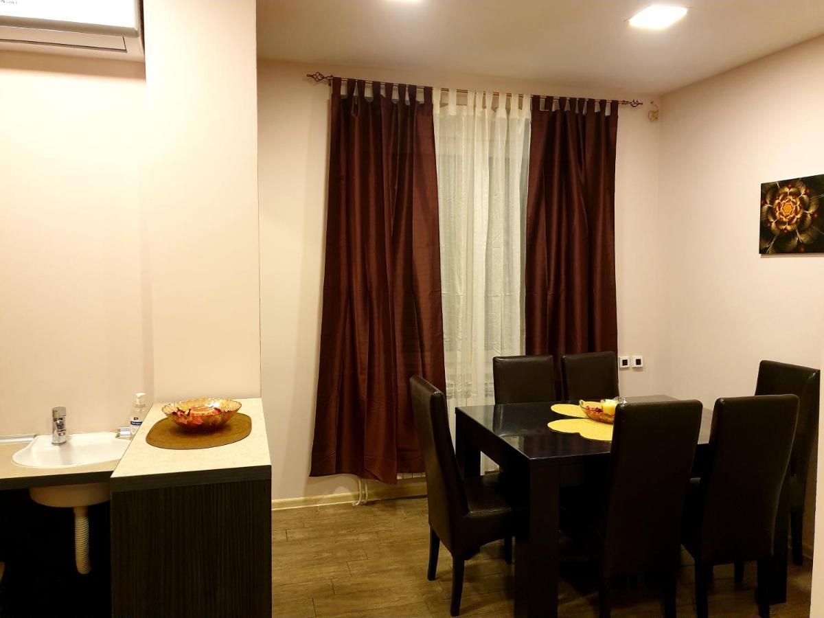 Ceca Apartman Nis Exterior photo