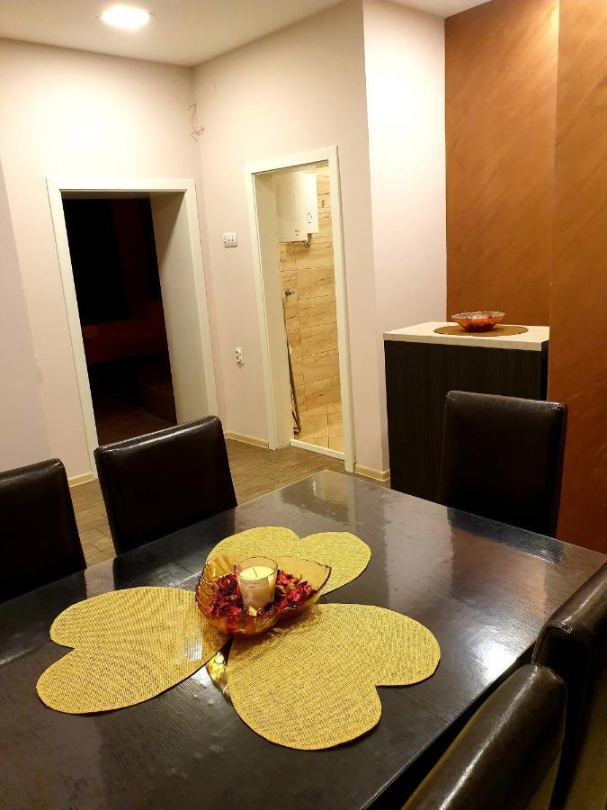 Ceca Apartman Nis Exterior photo